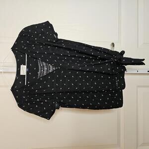 Universal Thread Women's XS Black Tied Top